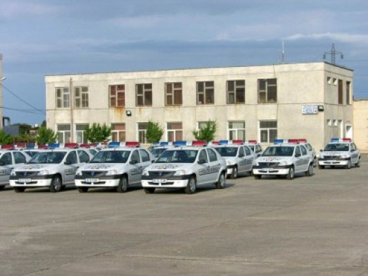 Prins de poliţişti cu o bicicletă furată şi cu un cuţit în rucsac